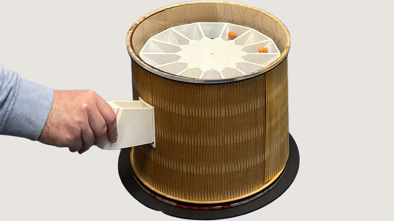 Pill dispenser device